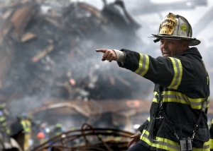 NYFD_Deputy_Chief_Joseph_Curry_at_the_WTC_on_2001-09-14